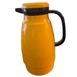 Crown Corning Thermique 1 Liter Yellow Thermal Server Carafe, Vintage